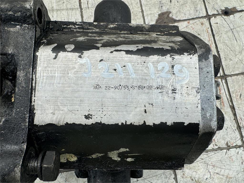  Sunderland gear pump Delovi i oprema za kran