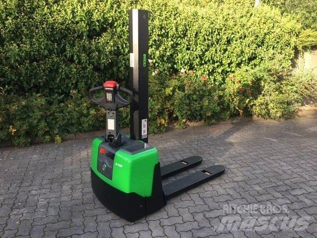 Cesab S110 Ručni električni viljuškar