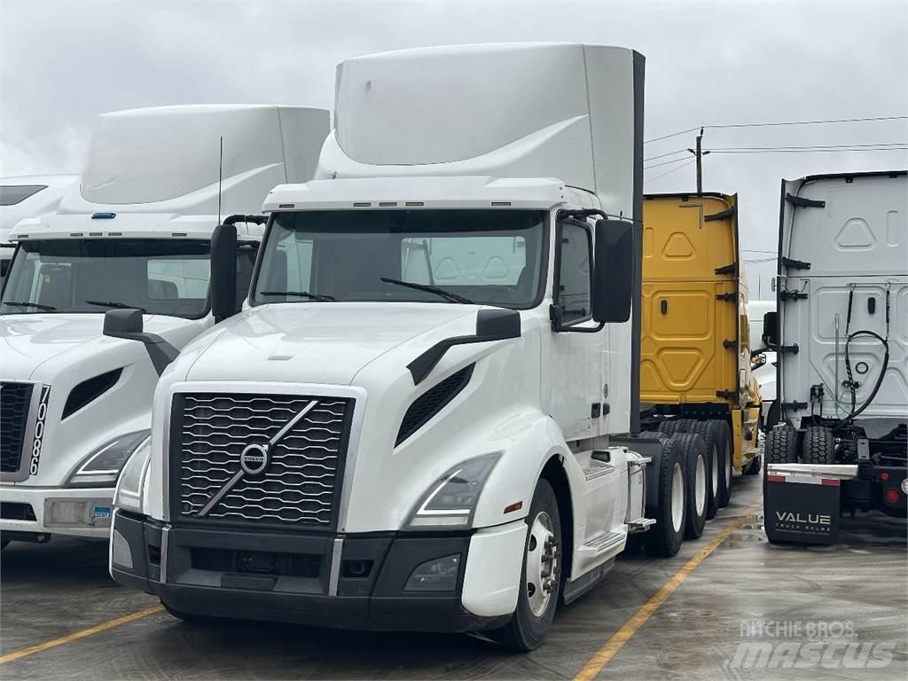 Volvo VNL300 Tegljači