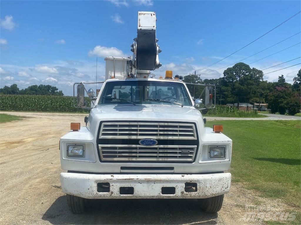 Ford F-800 Ostalo za građevinarstvo