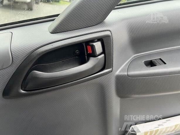 Isuzu NRR Ostalo za građevinarstvo