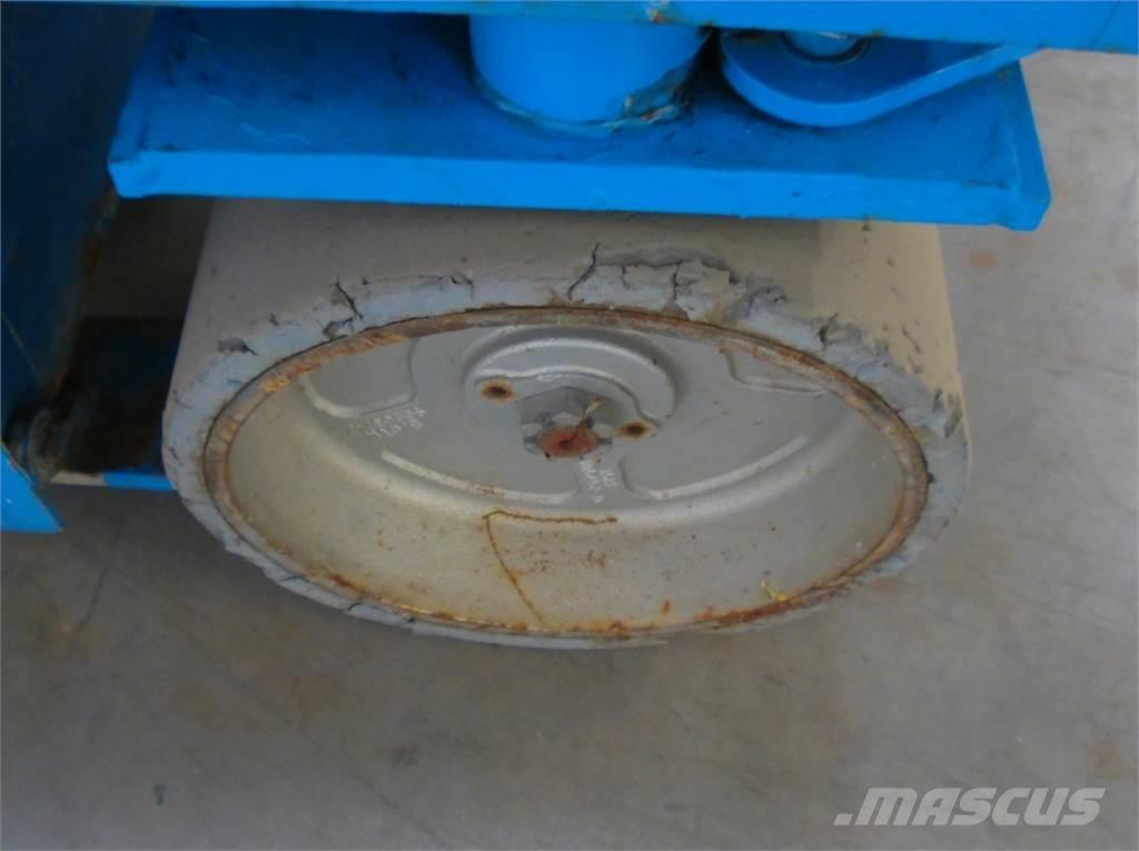 Genie GS2646 Makazaste platforme