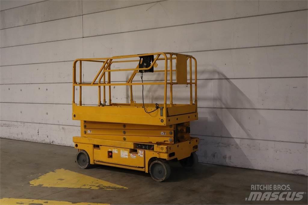 Haulotte Compact 10 Makazaste platforme