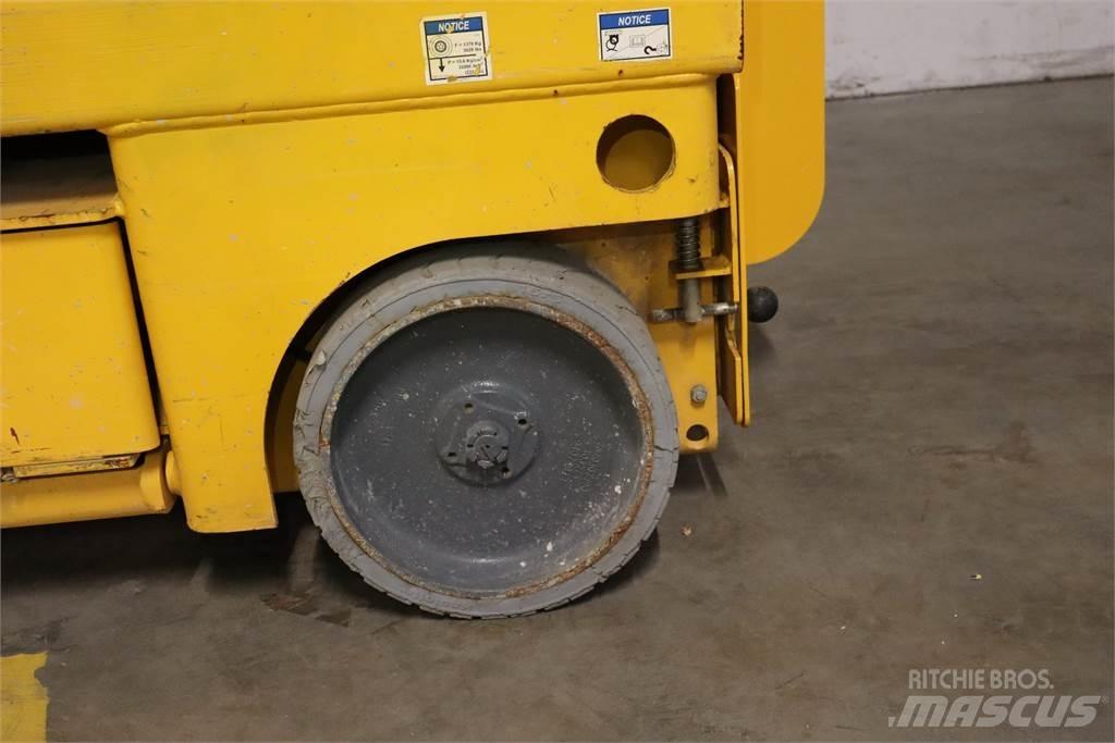 Haulotte Compact 10 Makazaste platforme