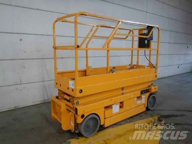 Haulotte Compact 8CU Makazaste platforme