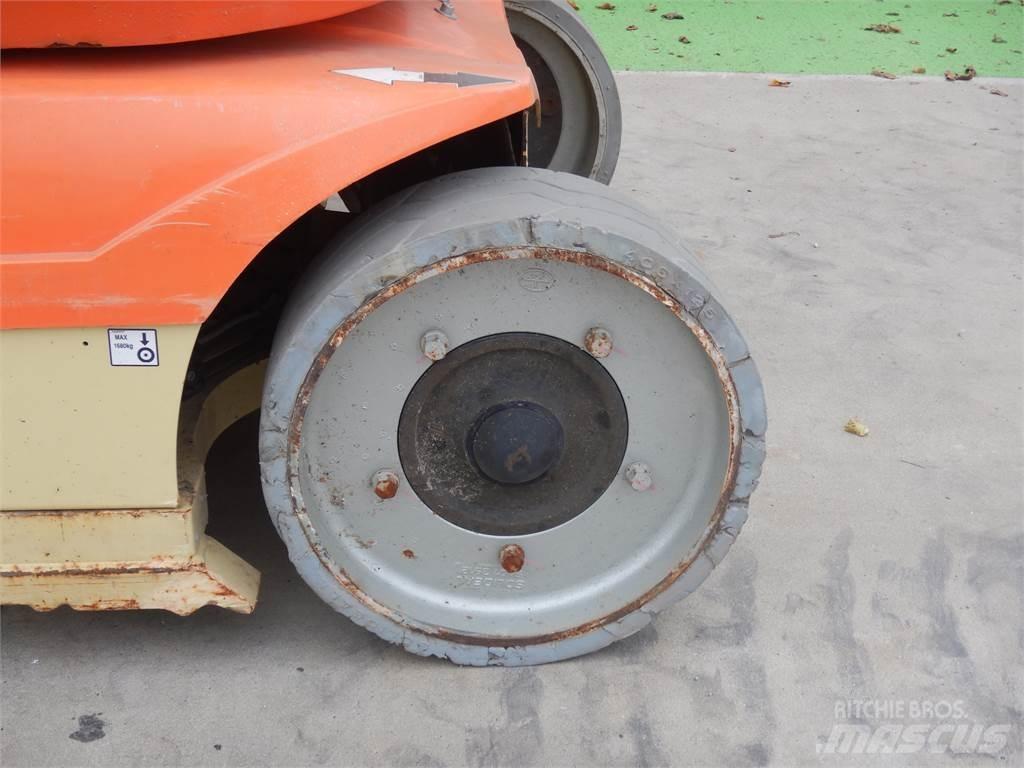 JLG Toucan 10E Jarbolne penjajuće platforme