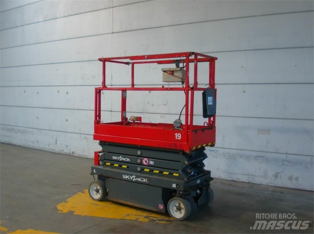 SkyJack SJ3219 Makazaste platforme