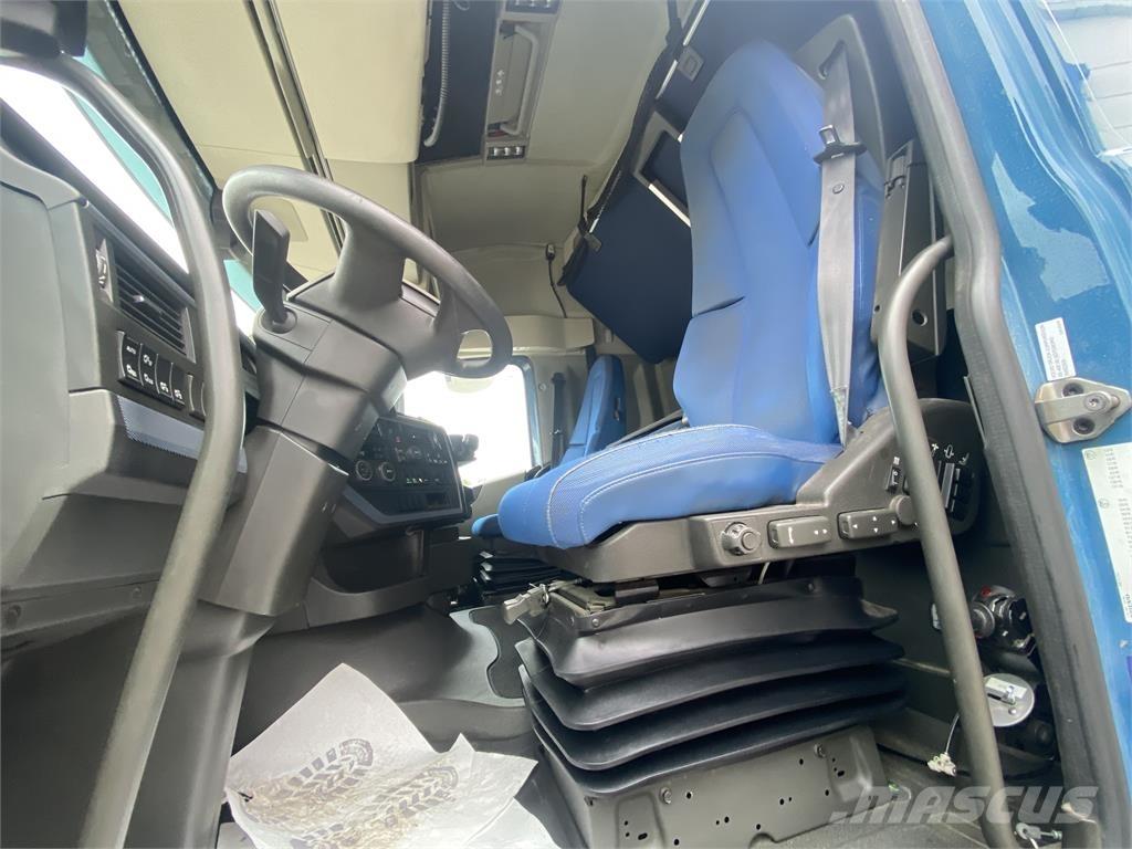 Volvo FH 6x4 Tegljači