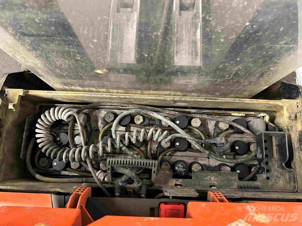BT SWE 100 Ručni električni viljuškar