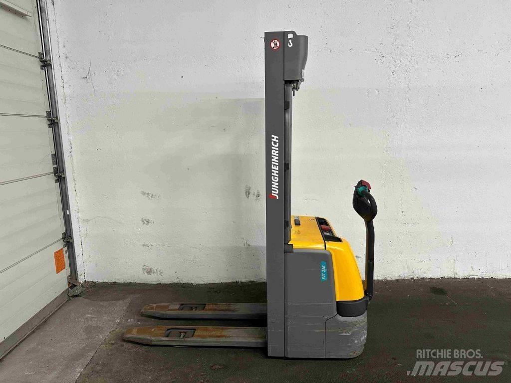 Jungheinrich EJC 216 Ručni električni viljuškar