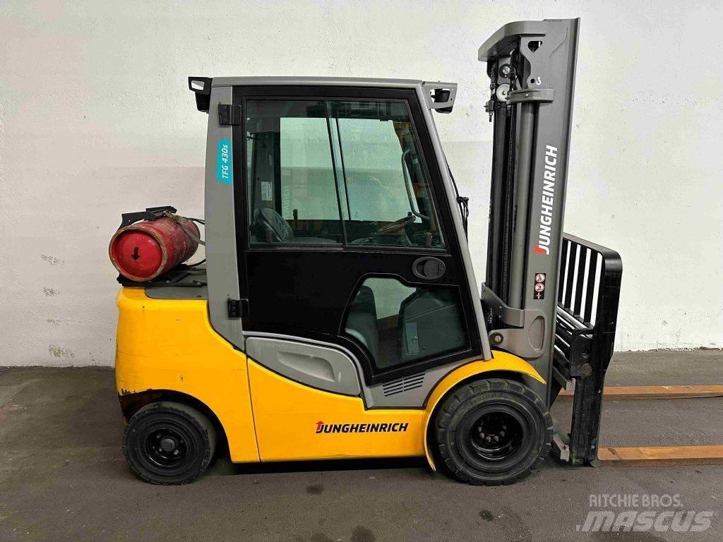 Jungheinrich TFG 430s Plinski viljuškari