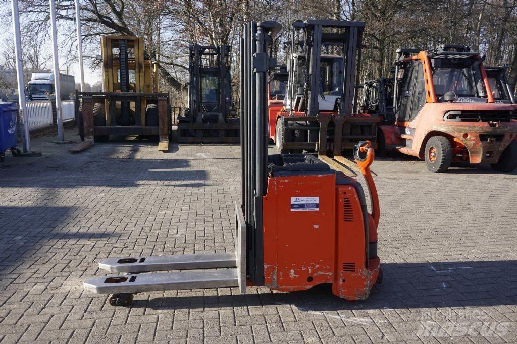 Linde D12 Ručni električni viljuškar