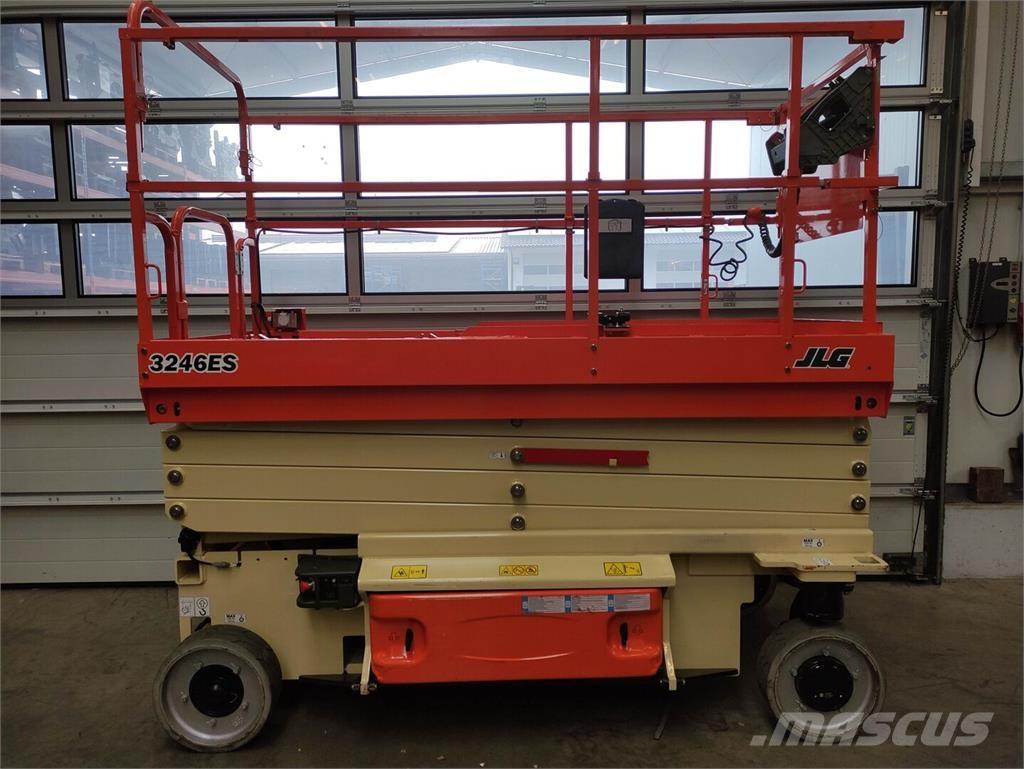 JLG 3246ES Makazaste platforme