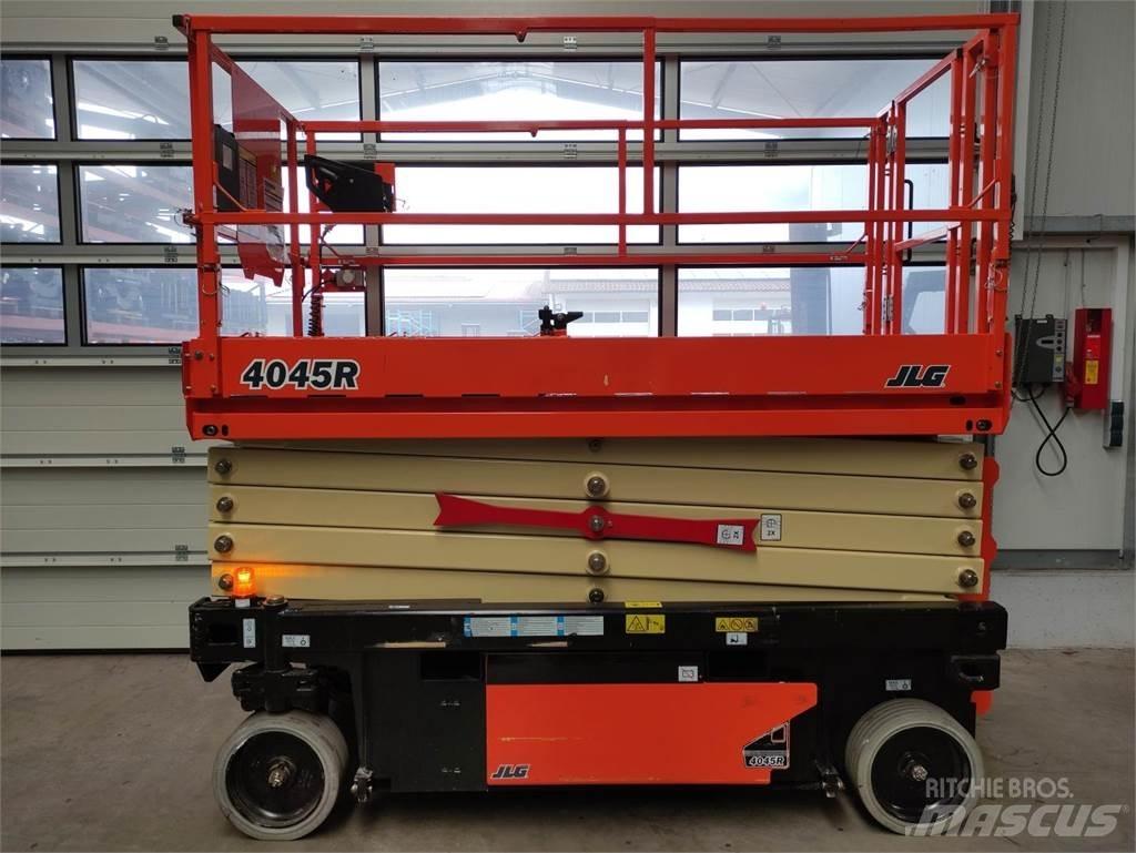 JLG 4045R Makazaste platforme