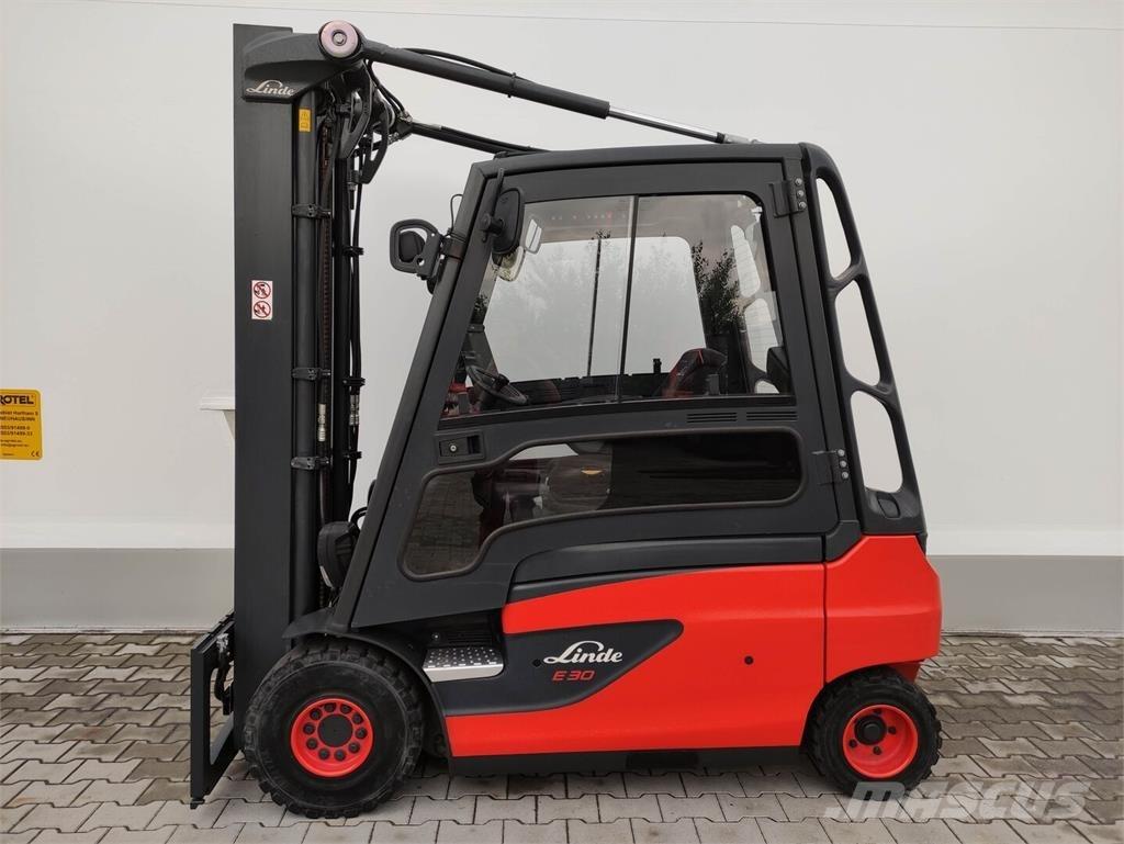 Linde E30L/387 (LACK NEU) Električni viljuškari