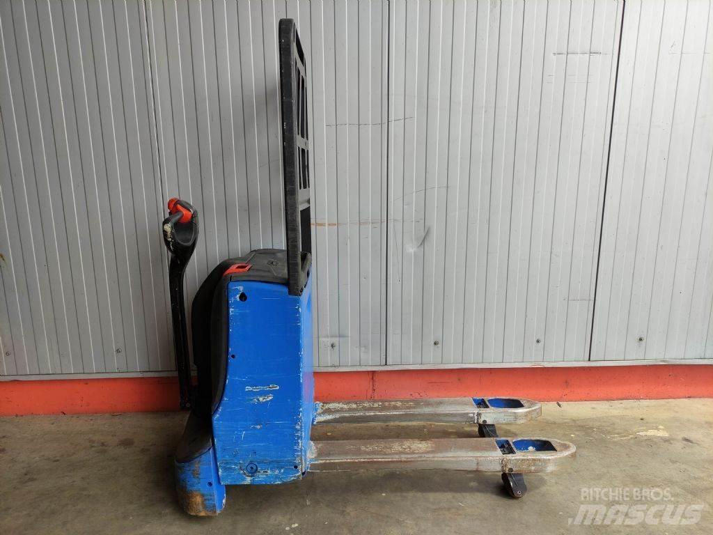 Linde T16 Nisko podizni električni viljuškar