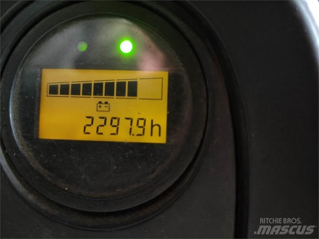Linde T16-1152 Nisko podizni električni viljuškar