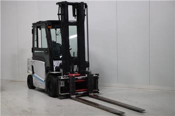 Hyundai HX40