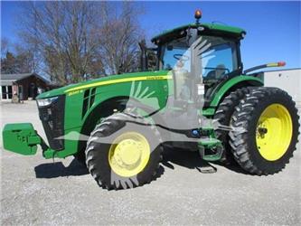 John Deere 8245R