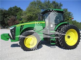 John Deere 8245R