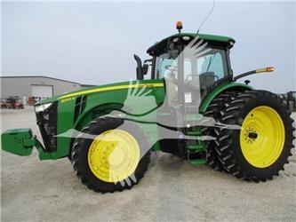 John Deere 8245R