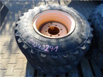 Dunlop Bereifung 335/80R20