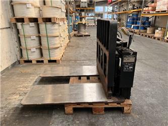 Cascade pushpull sheet saver