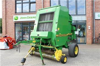 John Deere 590