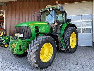 John Deere 7430