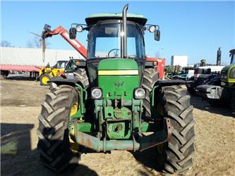 John Deere 2850