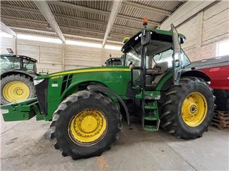 John Deere 8335R PowrShift