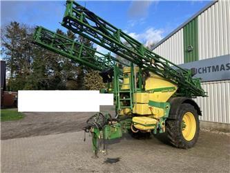 John Deere 840