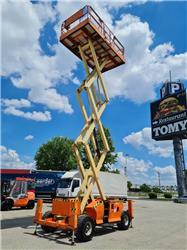 JLG 4x4 / 12 metara