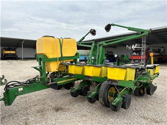 John Deere 1760