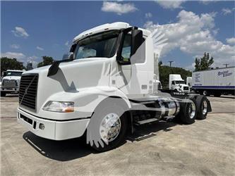 Volvo VNM64T200