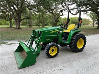 John Deere 3038 E