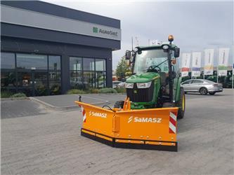 John Deere 3046 R