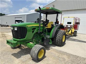 John Deere 5085M