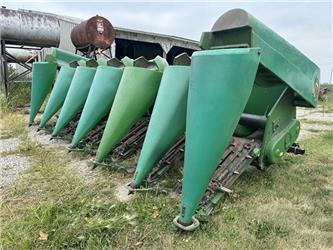 John Deere 693