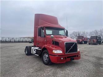 Volvo VNM64T200
