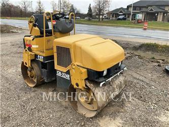 Caterpillar CB224E