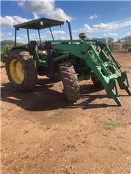 John Deere 2850