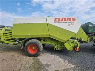 CLAAS Quadrant 2200 RC