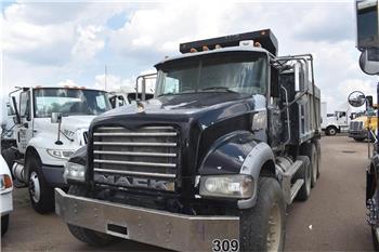 Mack GRANITE GU713