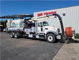 Mack GRANITE GU713