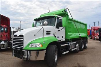 Mack PINNACLE CXU612