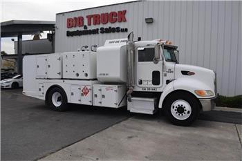 Peterbilt 335