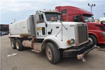 Peterbilt 365