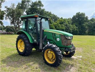 John Deere 5085 E