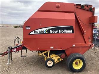 New Holland BR780